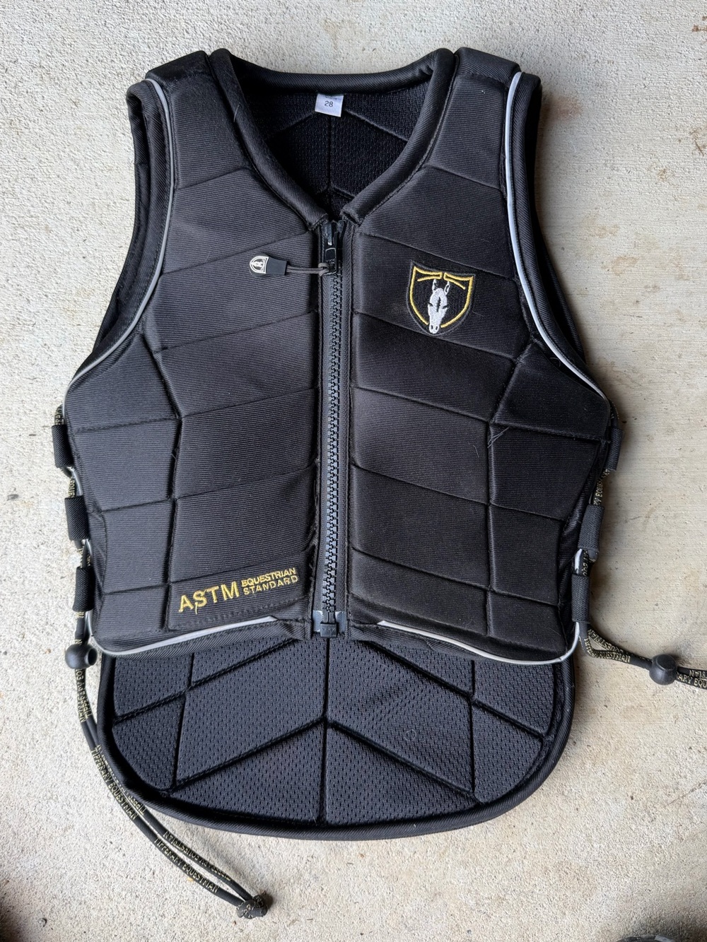 Tipperary eventing safety protector vest green Xsmall/28 youth